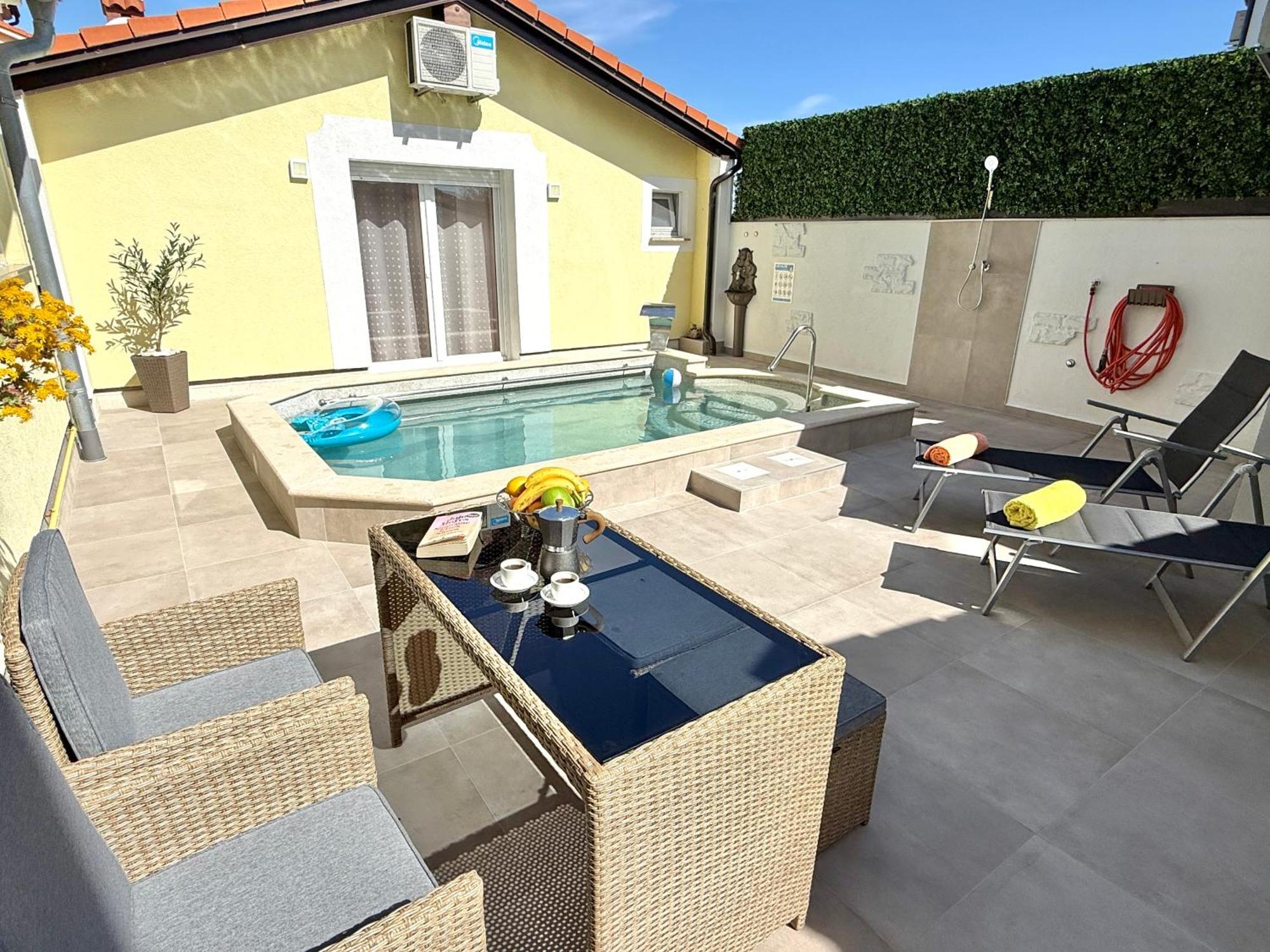 Poolside Studio Fažana Exteriér fotografie